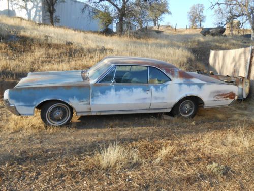 1967 oldsmobile cutlass supreme coupe