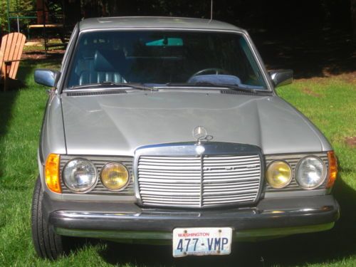Mercedes 300 Turbo Diesel 125 K miles on engine & Transmission Restoration Paint, US $8,700.00, image 3