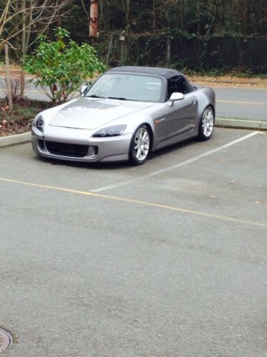 2004 honda s2000 base convertible 2-door 2.2l