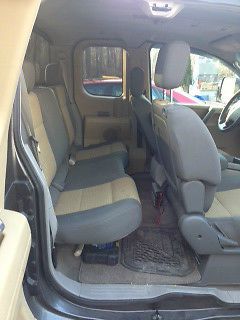 2004 Nissan Titan SE Extended Cab King Cab 4WD Pickup, image 6