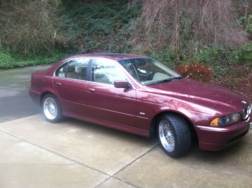 Bmw 525 sedan 5 speed chiaretto red metallic