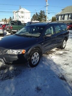 2006 volvo xc70 base wagon 4-door 2.5l