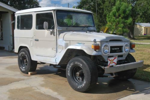 Toyota land cruiser bj40 diesel 12 volt rhd