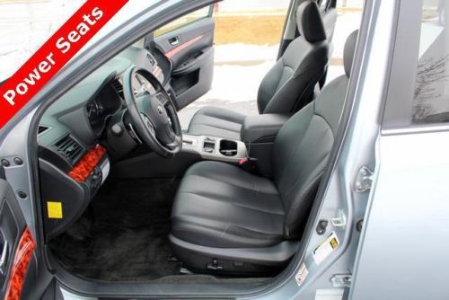 3.6R 3.6L 6 Cylinder AWD, Silver, Auto, 1 Owner, Sunroof, Leather, Heated Seats, image 8