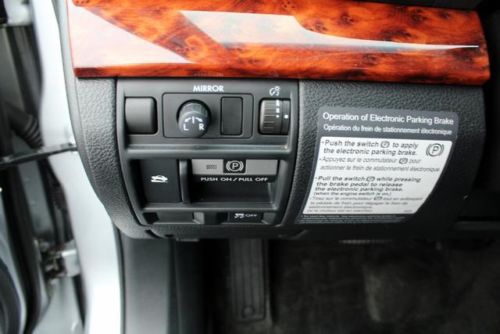 3.6R 3.6L 6 Cylinder AWD, Silver, Auto, 1 Owner, Sunroof, Leather, Heated Seats, image 26