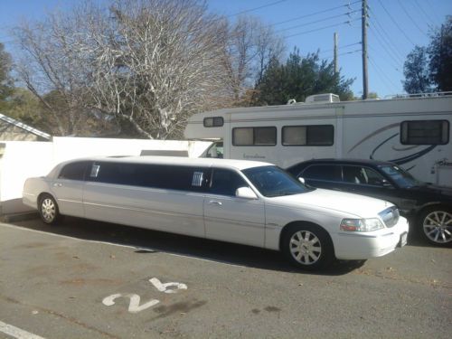 2005 lincoln stretch limousine