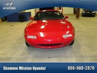 1990 mazda mx-5 miata 2 door coupe convertible / manual/  low miles