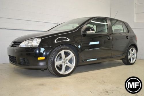 Vw 4 door 18 alloy wheels heated seats satellite radio keyless carfax 1 owner