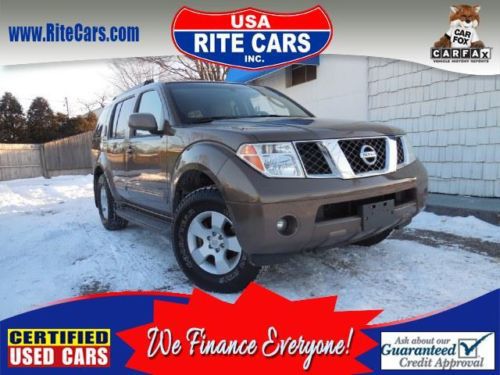 Se 4x4 suv 4.0l cd abs 4-wheel disc brakes 5-speed a/t a/c 3rd row seat