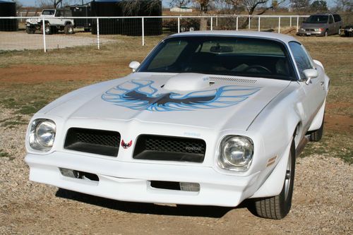 1976 pontiac trans am----numbers matching----no reserve!!!!