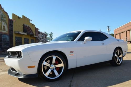 2012 dodge challenger srt8 hennessey hpe600