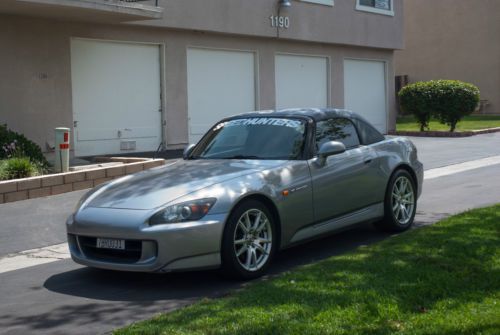 2005 honda s2000 base convertible 2-door 2.2l