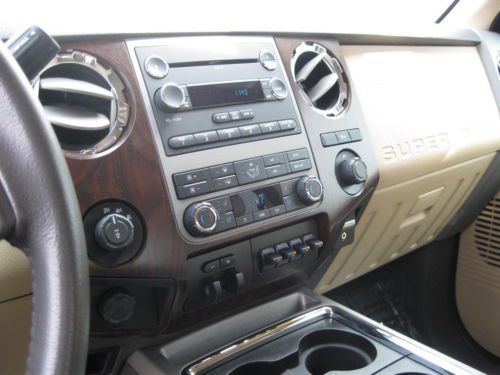 2012 Ford F-350 Super Duty Lariat Crew Cab Pickup 4-Door 6.2L 6977 miles perfect, image 5