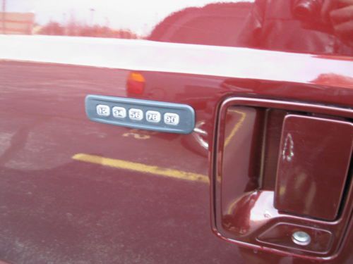 2012 Ford F-350 Super Duty Lariat Crew Cab Pickup 4-Door 6.2L 6977 miles perfect, image 21