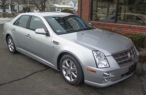 2010 cadillac sts, clean, low miles, ready to go