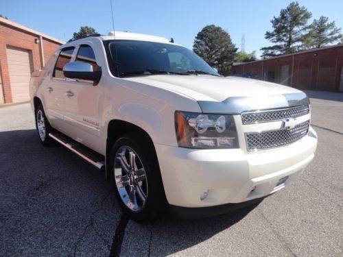 2013 chevrolet avalanche black diamond ltz crew cab pickup 4-door 5.3l