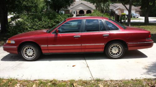 1997 ford crown victoria lx sedan 4-door 4.6l