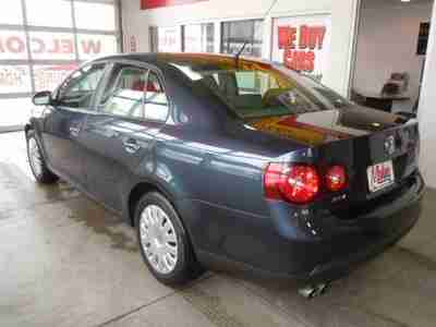 4dr Auto S 2.5L 5-Cylinder CD 4-Wheel Disc Brakes ABS Heated Cloth Seats, image 6