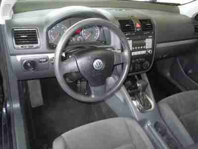 4dr Auto S 2.5L 5-Cylinder CD 4-Wheel Disc Brakes ABS Heated Cloth Seats, image 7