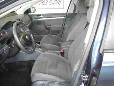 4dr Auto S 2.5L 5-Cylinder CD 4-Wheel Disc Brakes ABS Heated Cloth Seats, image 8