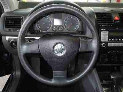 4dr Auto S 2.5L 5-Cylinder CD 4-Wheel Disc Brakes ABS Heated Cloth Seats, image 10