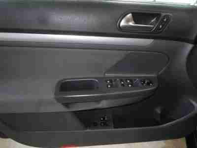 4dr Auto S 2.5L 5-Cylinder CD 4-Wheel Disc Brakes ABS Heated Cloth Seats, image 19