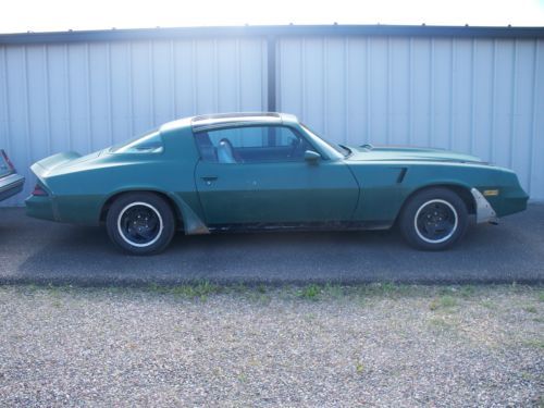 1981 camaro z28 4 speed project or parts or race car, 350v8, t-tops, runs drives