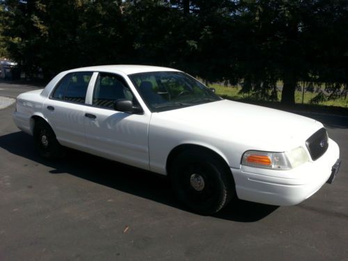 2007 ford crown victoria police interceptor sedan 4-door 4.6l