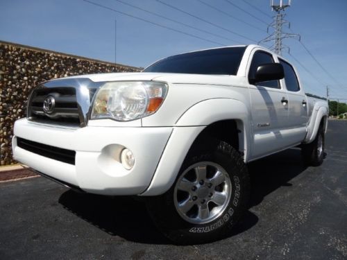 Sr5-4x4-double cab-v6-heated lthr-back up camera-short bed-xtra nice-cd w steer-