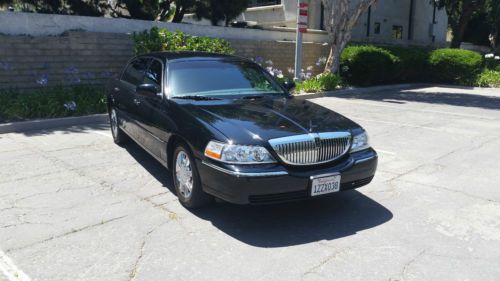 2011 Lincoln Town Car Executive L Flex Fuel Edition, Black, excellent condition, US $25,000.00, image 4