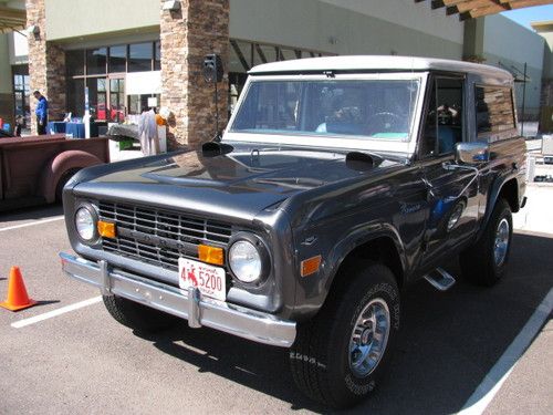 1968 ford bronco super sharp!!