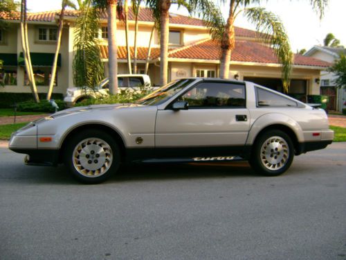 1984 50th anniversary turbo - 12000 miles - brand new - 1st place show car