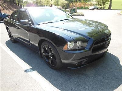 Sxt low miles 4 dr sedan automatic 3.6l v6 sfi dohc 24v pitch black