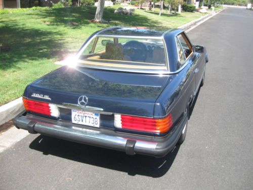 BEAUTIFUL ORIGINAL1984 MERCEDES BENZ 380SL DARKK BLUE/TAN LOW MILES, image 8