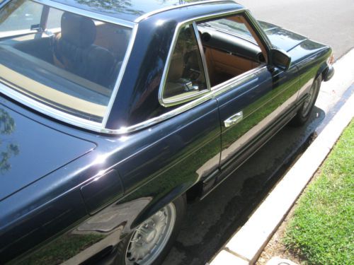 BEAUTIFUL ORIGINAL1984 MERCEDES BENZ 380SL DARKK BLUE/TAN LOW MILES, image 10