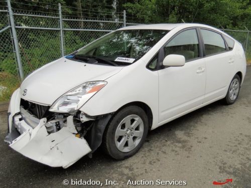 2005 toyota prius sedan w/ hybrid technology a/t touch screen a/c 60 mpg 5 seat