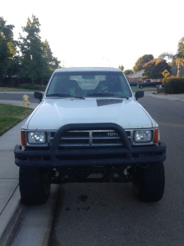 1988 toyota 4runner sr5 sport utility 2-door 2.4l