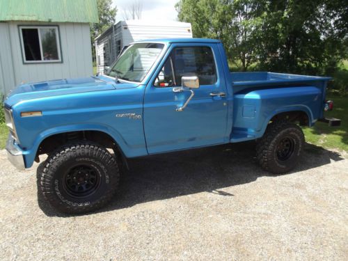 1981 ford f-100 custom standard cab pickup 2-door 4.9l