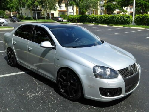 2007 volkswagen jetta wolfsburg edition sedan 2.5l.....  59,500 miles