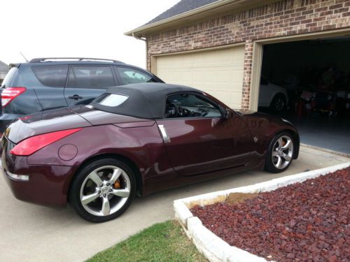 Nissan 350z 2006 49,000 miles,like new