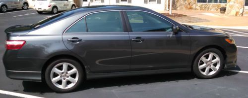 2007 toyota camry se sedan 4-door 2.4l