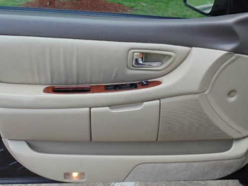 2002 toyota avalon xls