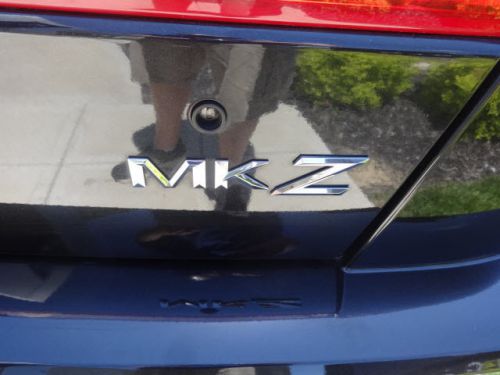 2012 lincoln mkz base