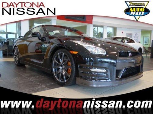 2015 nissan gt-r premium