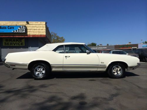 1972 oldsmobile cutlass convertible,original 350/350,no rust,orig calif car