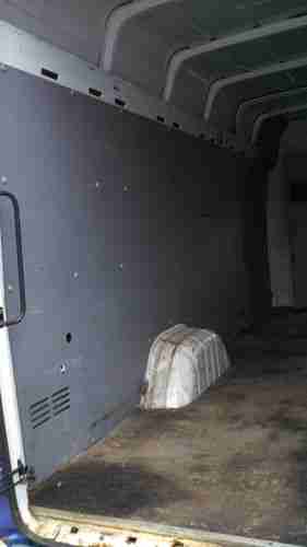 2004 Dodge Sprinter 2500 158 inch wheel base High top Van 3-Door 2.7L, image 14