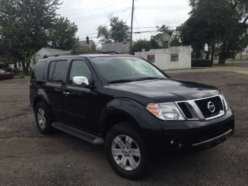 2009 nissan pathfinder se sport utility 4-door 4.0l