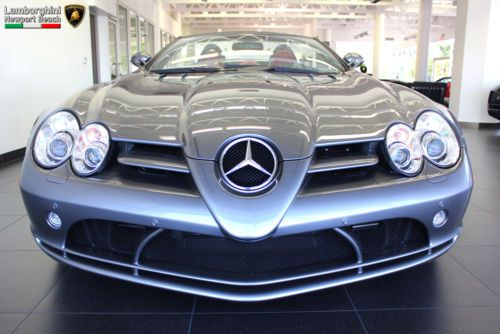 SLR Roadster, Grey Metallic/Red Leather, Carbon Fiber, Excellent Condition, image 4