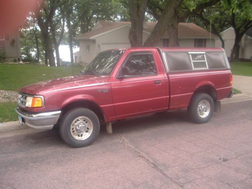Ford ranger xlt pickup truck  1995 w/topper