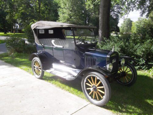 Model t ford touring with many options set up for long tours